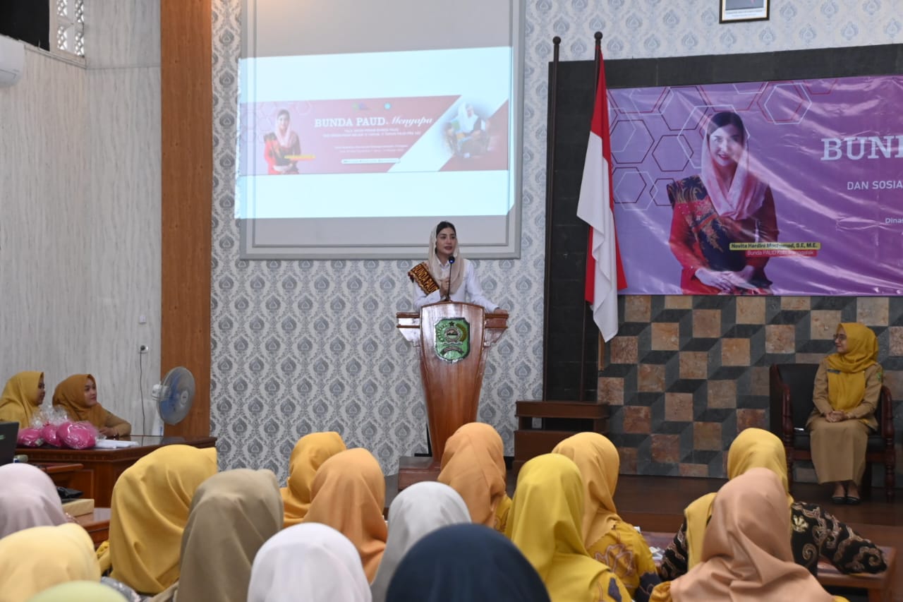 Novita Hardini Sosialisasikan Wajar 13 Tahun, Targetkan Nol Putus Sekolah di Trenggalek